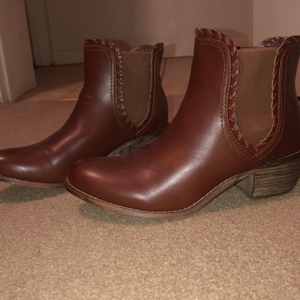 Booties - Picture 2 of 3